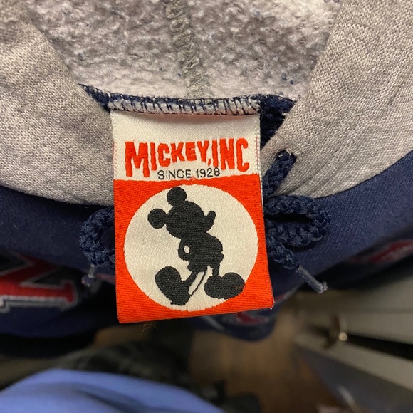 Vintage Mickey Mouse Hoodie - Picture 4 of 7